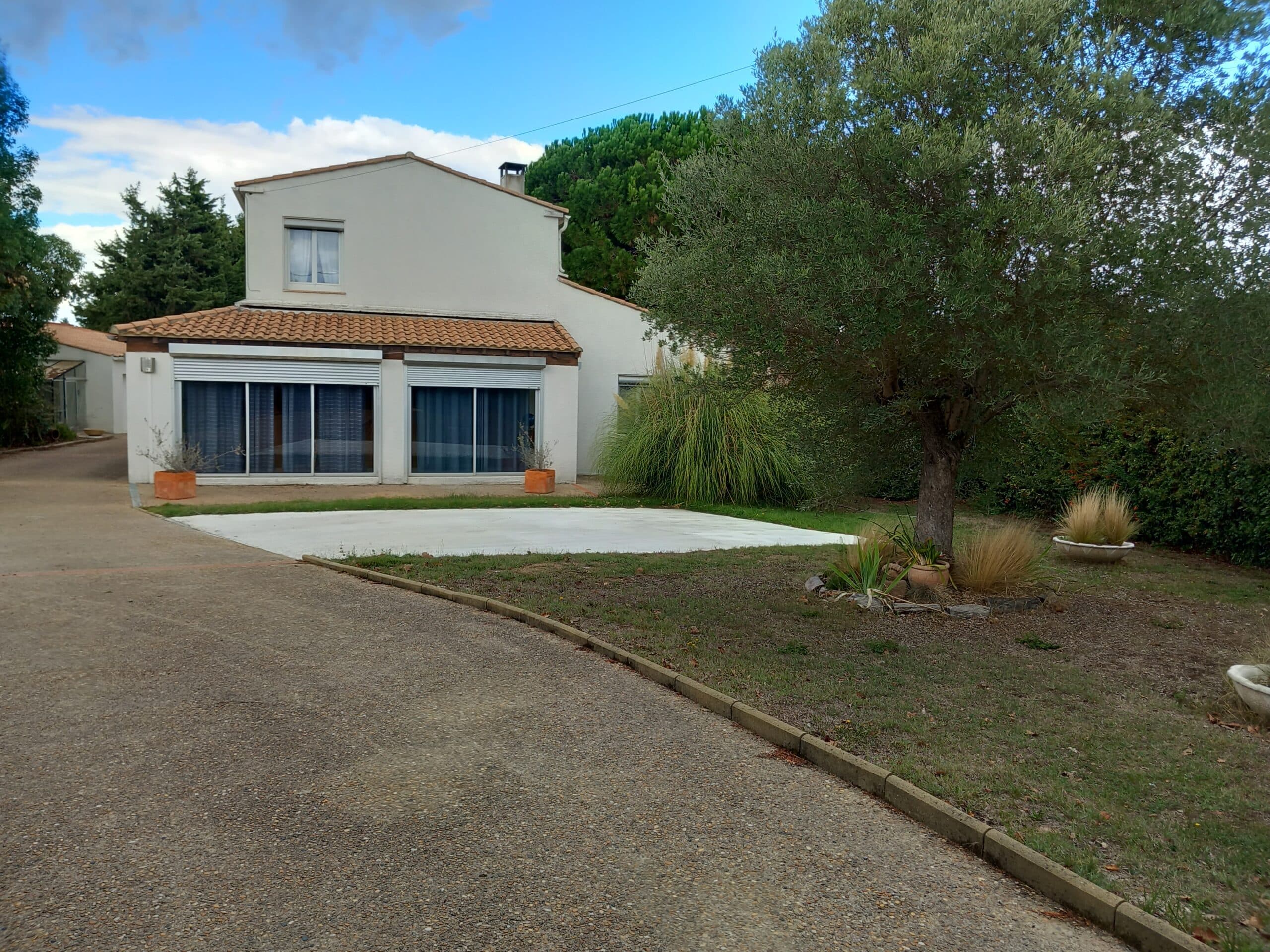 Maison plain pied entre mer et montagne dans l Aude — Lauraguel